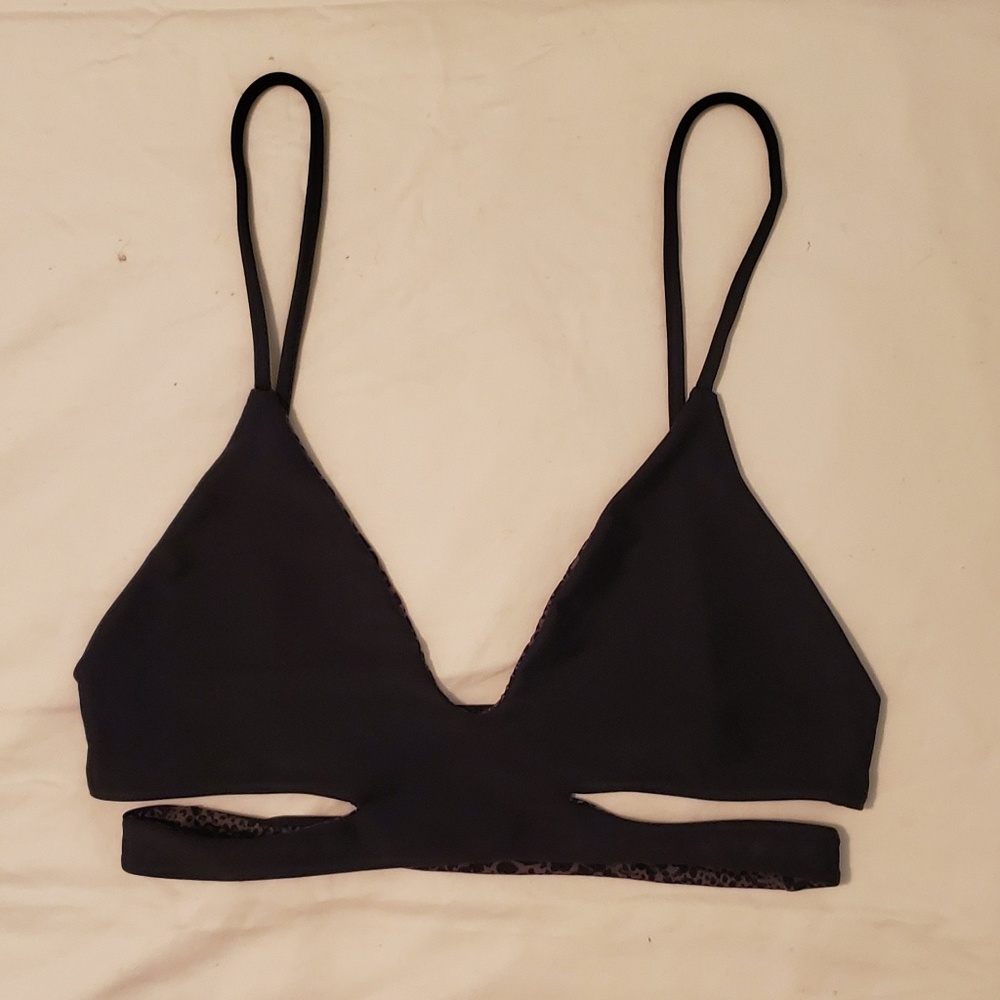 Acacia swimwear Large Haku top in black beauty